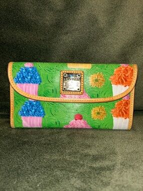 Dooney & Bourke Cup Cake Wallet